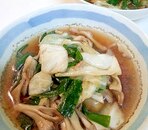 キャベツとマイタケのピリ辛☆中華スープ